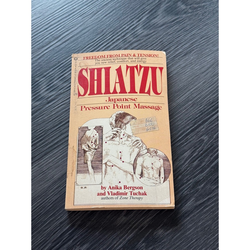 Shiatzu Japanese Pressure Point Massage Bergson Tuchak 1976 First Printing PB